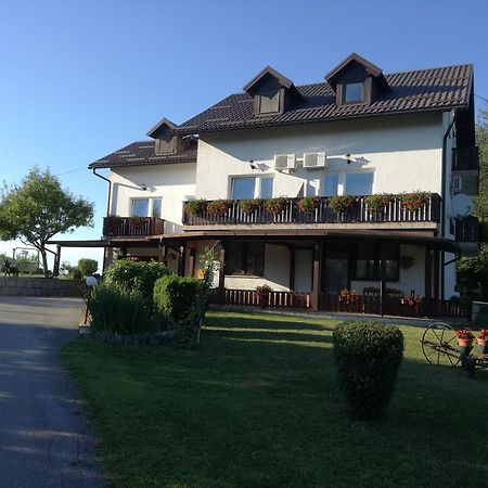 Guesthouse Sebalj Rakovica Exterior foto