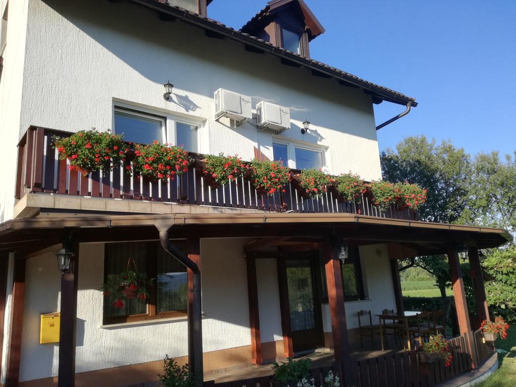 Guesthouse Sebalj Rakovica Exterior foto